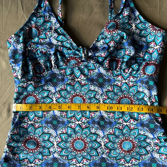 Tankini Swim top with Vintage flair - Picture 10 of 13